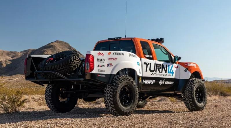 Drifter built a Nissan pickup truck for off-road racing